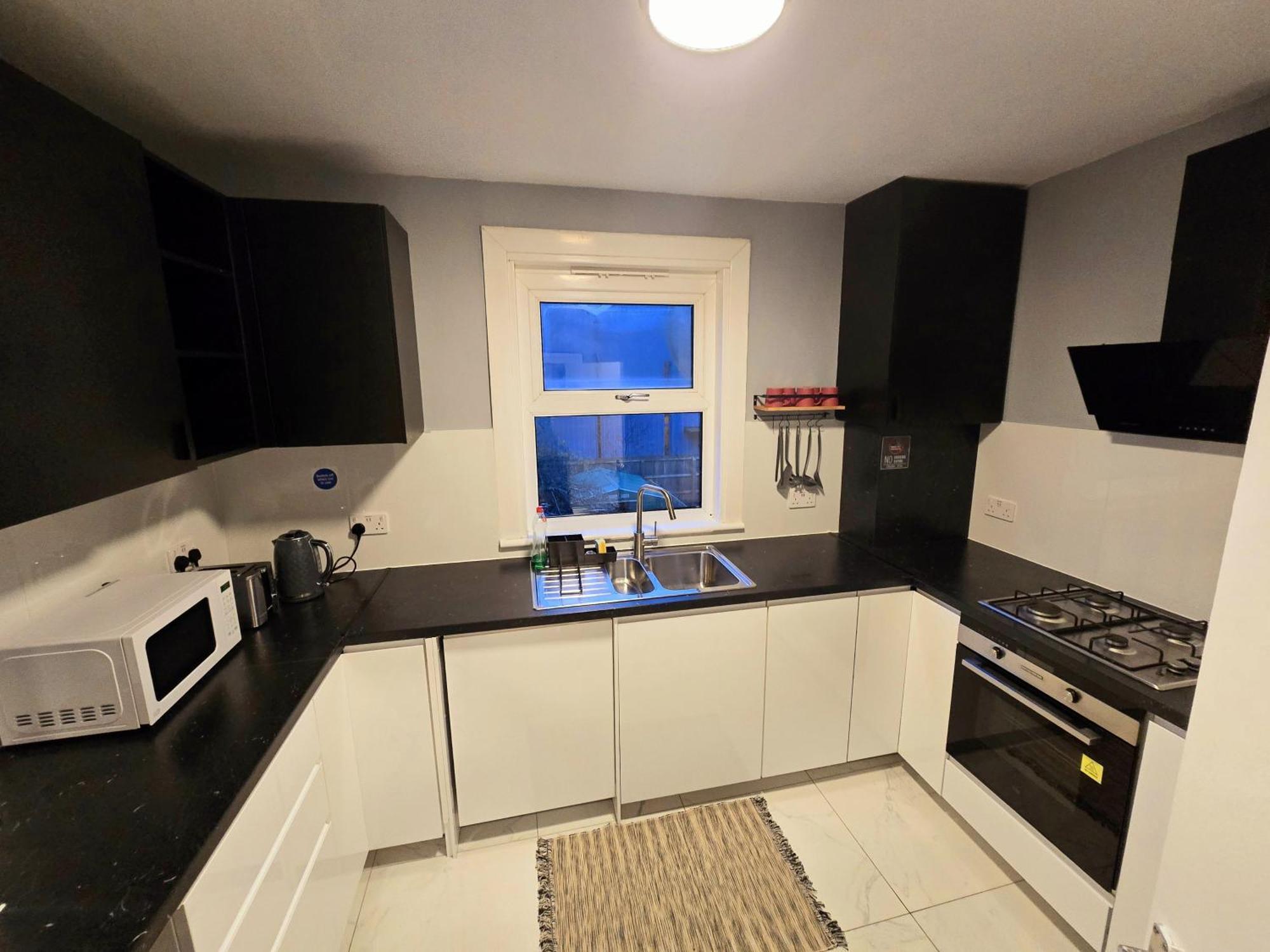 Family Flat 3 Beds Walthamstow * Londra